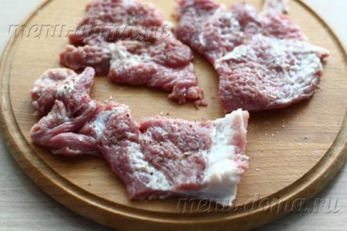 Как жарить отбивные из свинины на сковороде. Ингредиенты на 3-4 порции: