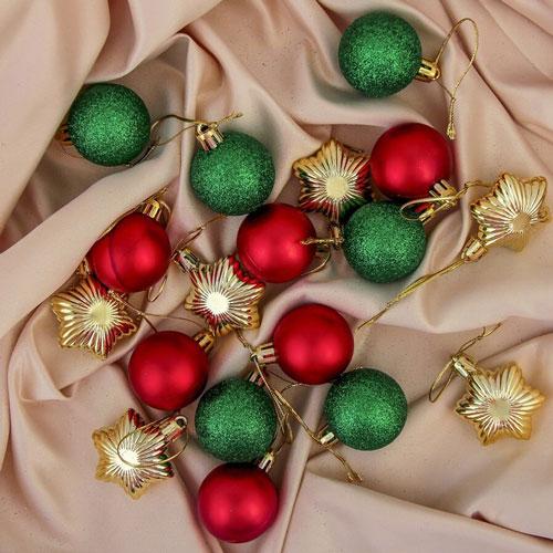 Украшения на Новый Год 2022 своими руками. Украсить класс к Новому году 2022 своими руками: 50 фото