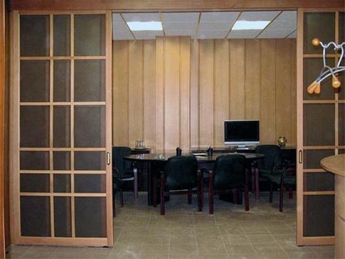 Перегородка между коридором и гостиной. Раздвижные двери 09 Перегородка между коридором и гостиной. Раздвижные двери 09