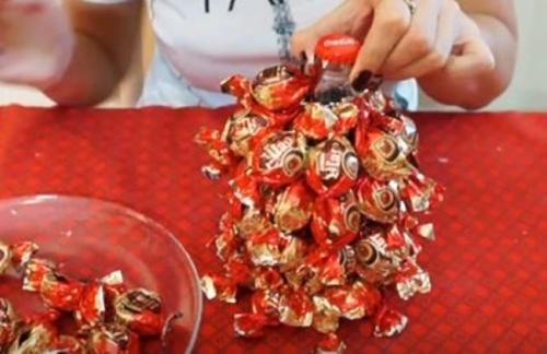 Сладкие подарки на Новый Год 2022 своими руками для детей и взрослых