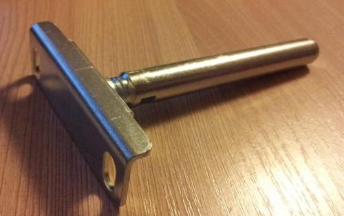 Как повесить полку на пустотелую стену. Как повесить полку на стену из гипсокартона