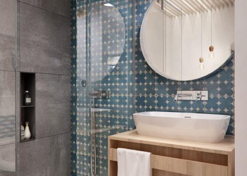 Дизайн плитки в маленькой ванной. Правила оформления и дизайн плитки в маленькой ванной комнате