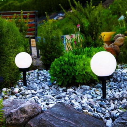 Удивительные украшения для сада: как сделать свой уголок уникальным 02 Удивительные украшения для сада: как сделать свой уголок уникальным 02