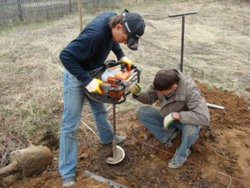 Монтаж металлического ограждения технология. Монтаж металлического забора: рекомендации специалистов