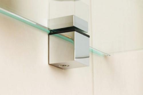 Как избежать повреждения стены при установке полки на стене. Как повесить полку на стену, если она крошится при сверлении