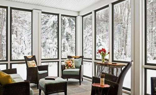 Как выбрать подходящий дизайн для переделки открытой веранды в закрытую. Закрытая веранда: возможное превращение открытой пристройки