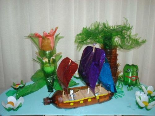 Поделки из пластиковых бутылок для улицы. Поделки из пластиковых бутылок своими руками: 140 фото идей и советы по применению в ландшафтном дизайне