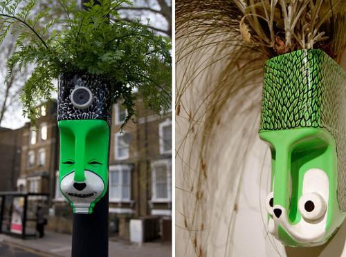 Что можно полезного сделать из пластиковой канистры. Самоделки из канистр для сада