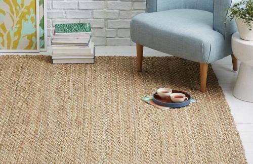 Как можно ухаживать за ковром в стиле минимализм. Как ухаживать за коврами из разных материалов