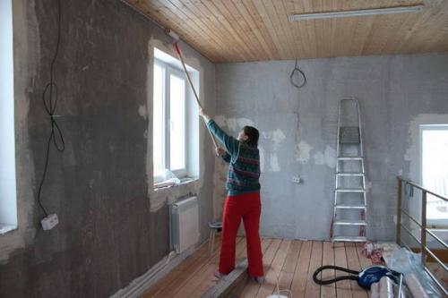 Как правильно установить стеклообои. Как клеить стеклообои: подготовка основания