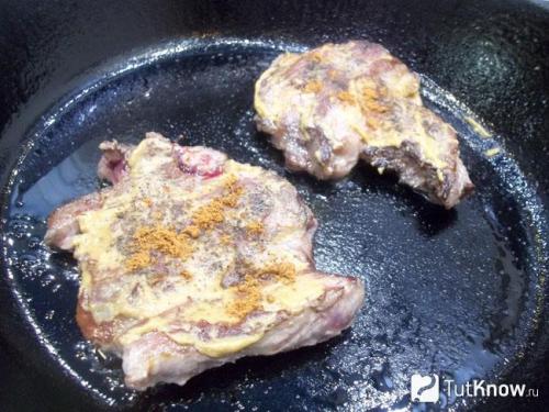 Свиные отбивные на сковороде от Шефмаркет. Приготовление: 25