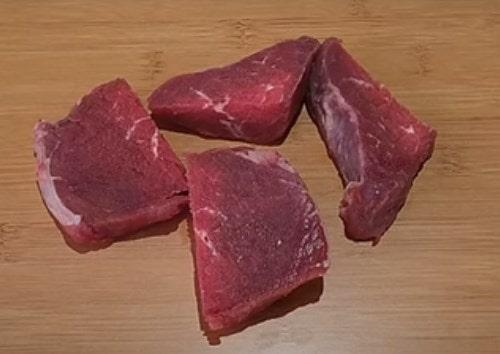 Как замариновать отбивные из говядины. Сочные и мягкие отбивные из говядины на сковороде — ТОП лучших рецептов