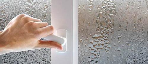 Почему потеют окна – причины и их устранение