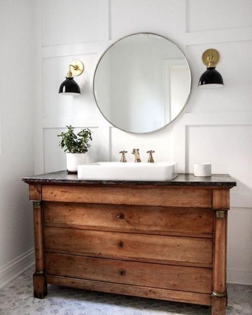 Старая плитка в ванной. Старая советская плитка на кухне выглядит уныло и раздражает, а снять ее никак нельзя, что делать при таком раскладе 03 Старая плитка в ванной. Старая советская плитка на кухне выглядит уныло и раздражает, а снять ее никак нельзя, что делать при таком раскладе 03