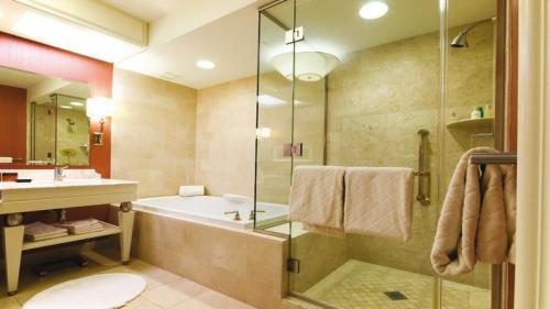 Какие виды света наиболее подходящие для ванной комнаты. Особенности освещения ванной комнаты