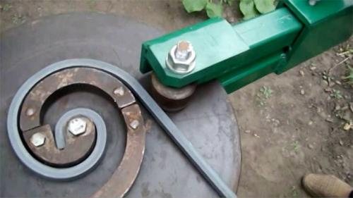 Кованые заборы для частного дома. Как сделать кованый забор – важные аспекты создания и установки