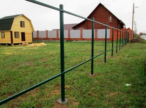 Из чего делают заборы для частного дома. Какой забор сделать для дачи и загородного участка: бюджетные и оригинальные способы (63 фото)