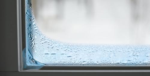 Почему потеют окна и что делать. Почему потеют окна – причины и их устранение
