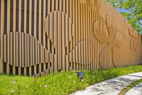 Деревянный забор своими руками дешево. Какой забор сделать для дачи и загородного участка: бюджетные и оригинальные способы (63 фото)