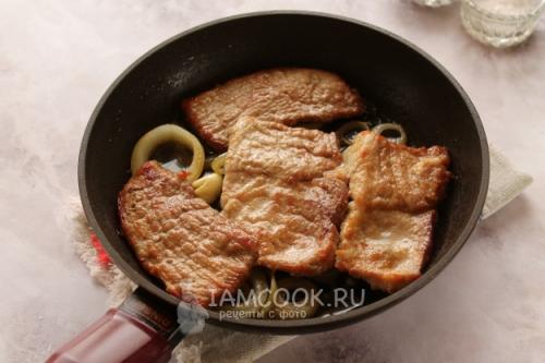 Как потушить отбивные после жарки. Пошаговый рецепт с фото