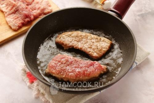 Как потушить отбивные после жарки. Пошаговый рецепт с фото