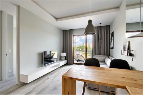 Стол и стулья для гостиной. Как правильно расположить стол в гостиной