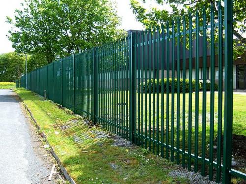 Красивый забор из штакетника своими руками. Как самому установить забор из металлоштакетника