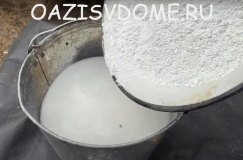 Обеззараживание почвы известью. Какую известь и как использовать для раскисления почвы, побелки теплиц и деревьев