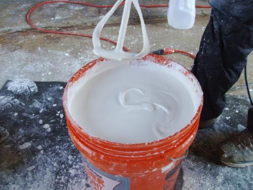 Можно ли белить известью в жилом помещении. Побелка стены известью самостоятельно