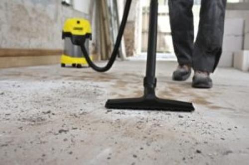 Как выполнить подготовительные работы перед ремонтом пола на кухне. Процесс выравнивания