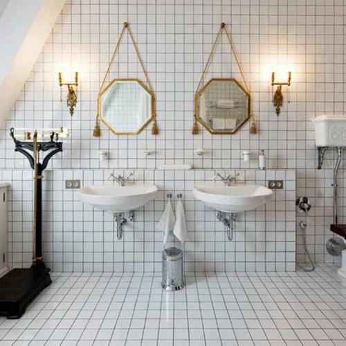 С каким цветом сочетается белая плитка в ванной. Белая плитка в ванной комнате: интересные идеи декора, 200 фото. Особенности применения белого кафеля в дизайне интерьера