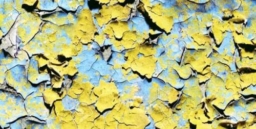 Крашу потолок отваливается. 5 причин почему водоэмульсионка отслаивается после покраски