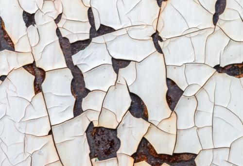 Крашу потолок отваливается. 5 причин почему водоэмульсионка отслаивается после покраски