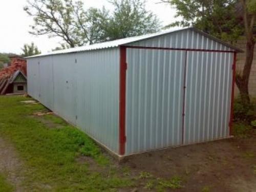 Помещение из профлиста. Особенности выбора места 10