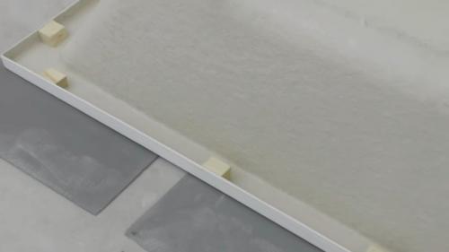 Экран из плитки под акриловую ванну. Экран для акриловой ванны