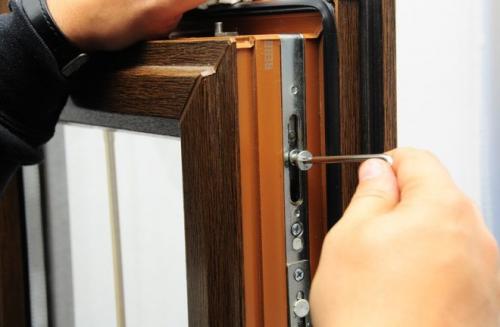 Регулировка окон зима лето. Как отрегулировать пластиковые окна в режиме «зима — лето»