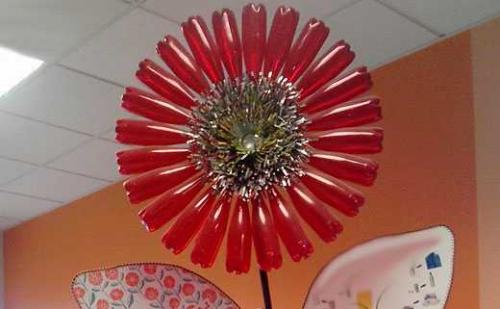 Какие краски можно использовать для окрашивания пластиковых бутылок. Как покрасить бутылку — 5 способов: пластиковую и стекляную |