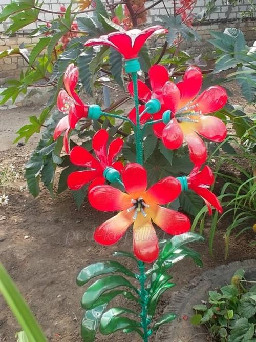 Создание красивых композиций из пластиковых бутылок: простые рецепты 13