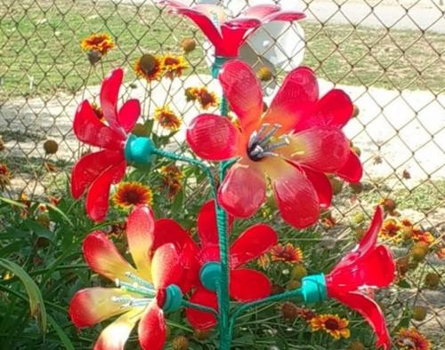 Как сделать стебли для цветов из пластиковых бутылок. Вариант 3 – кливии.