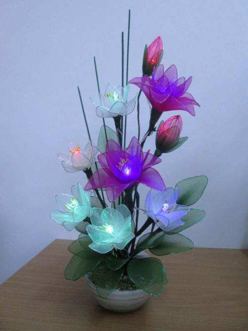 Какие инструменты и материалы необходимы для создания цветов из пластиковых бутылок. Цветы из пластиковых бутылок: делаем для дачи, сада и огорода по инструкции для начинающих, фото обзор лучших идей