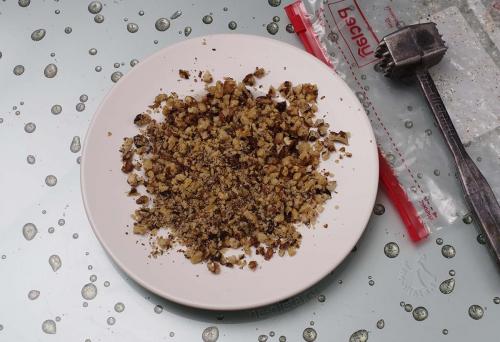 Как приготовить говяжью печень с орехами. Как приготовить печеночный паштет с яблоком и орехами — оригинальный рецепт паштета из говяжьей печени с пошаговыми фото