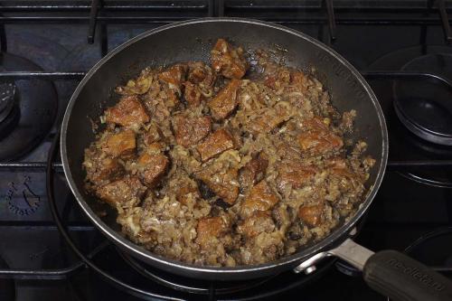 Рецепт говяжьей печени с картофелем и шампиньонами