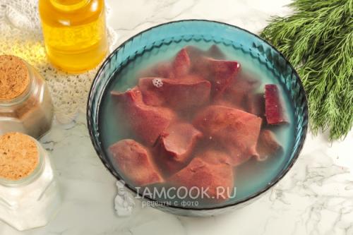 Какие соусы можно использовать для приготовления говяжьей печени