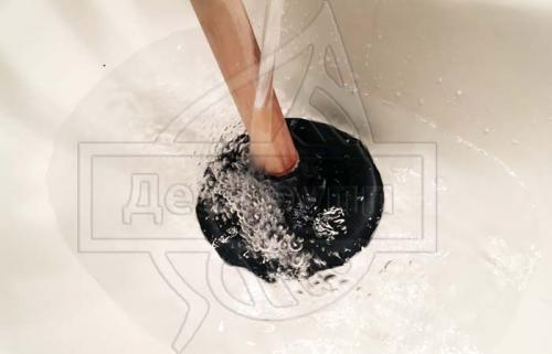 Какие методы устранения засора в трубах можно применять в домашних условиях