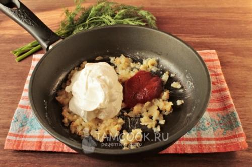 Вкусный рецепт говяжьей печени с сметаной и луком 03 Вкусный рецепт говяжьей печени с сметаной и луком 03