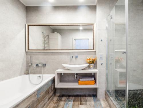 Плитка в ванную на стены. 6 правил и 4 типа плитки в ванную 09