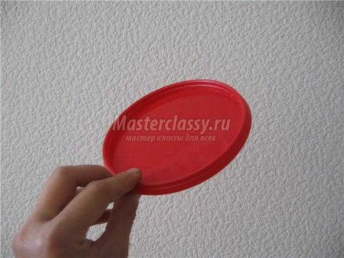 Создание вьющихся цветов из пластиковых бутылок: простые инструкции для домашнего сада 13