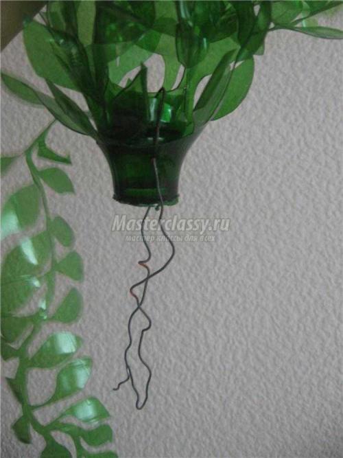 Создание большого вьющегося цветка из ПЭТ-бутылок: подробный рецепт 05