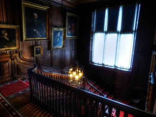 Красивое сочетание цветов в интерьере. Таблицы сочетания цветов в интерьере 06