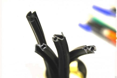 Как заменить уплотнитель на пластиковом окне: простой способ и инструменты 09 Как заменить уплотнитель на пластиковом окне: простой способ и инструменты 09